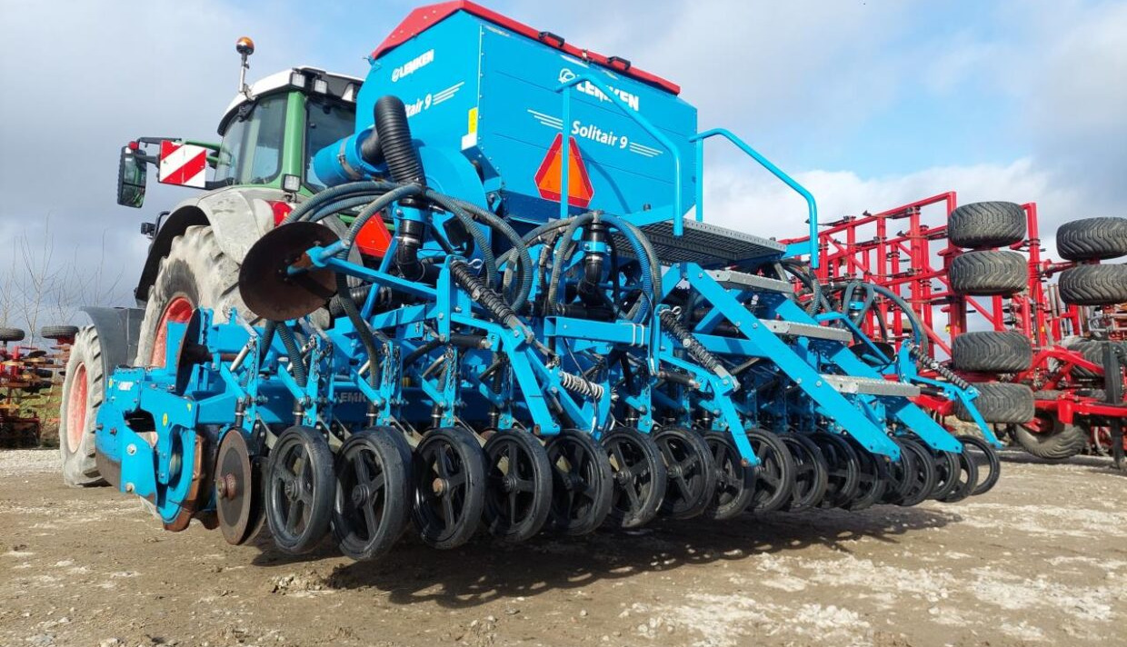 Lemken Zirkon 10/400 - Solitair 9-400 - Semeadora combinada: foto 1 Lemken Zirkon 10/400 - Solitair 9-400 - Semeadora combinada: foto 1
