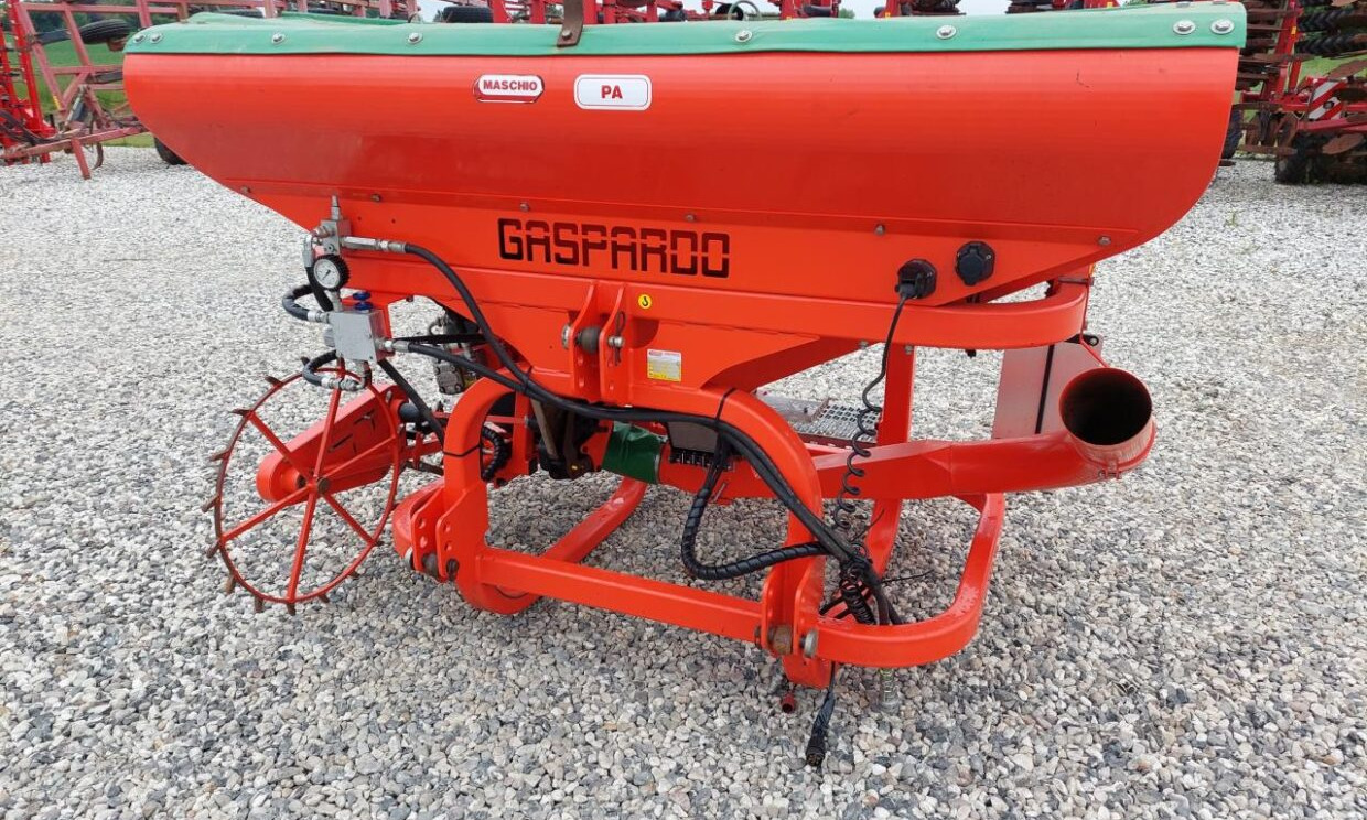 Thyregod TRV 12 med frø-/gødning-udstyr - Máquina agrícola: foto 4 Thyregod TRV 12 med frø-/gødning-udstyr - Máquina agrícola: foto 4