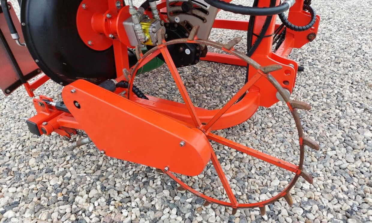 Thyregod TRV 12 med frø-/gødning-udstyr - Máquina agrícola: foto 5 Thyregod TRV 12 med frø-/gødning-udstyr - Máquina agrícola: foto 5
