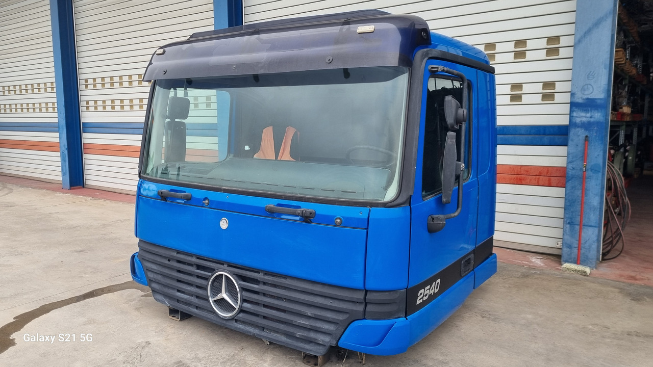 Cabine MERCEDES-BENZ ACTROS MP1: foto 1