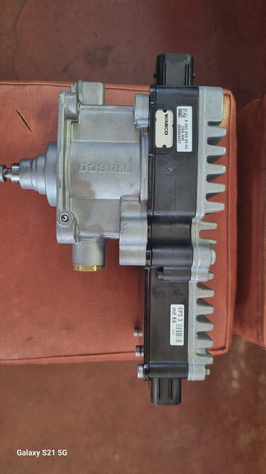 WABCO GATE CYLINDER 3 PEDAL NEW A Mercedes-Benz ACTROS MP2 MP3 - Centralina electrónica por Camião: foto 3 WABCO GATE CYLINDER 3 PEDAL NEW A Mercedes-Benz ACTROS MP2 MP3 - Centralina electrónica por Camião: foto 3