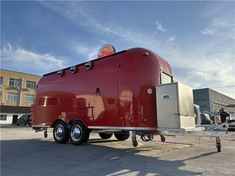 Burger Van Smash Burger Trailer |Handcrafted Burgers & Fries Food Truck - Roulote bar: foto 4 Burger Van Smash Burger Trailer |Handcrafted Burgers & Fries Food Truck - Roulote bar: foto 4