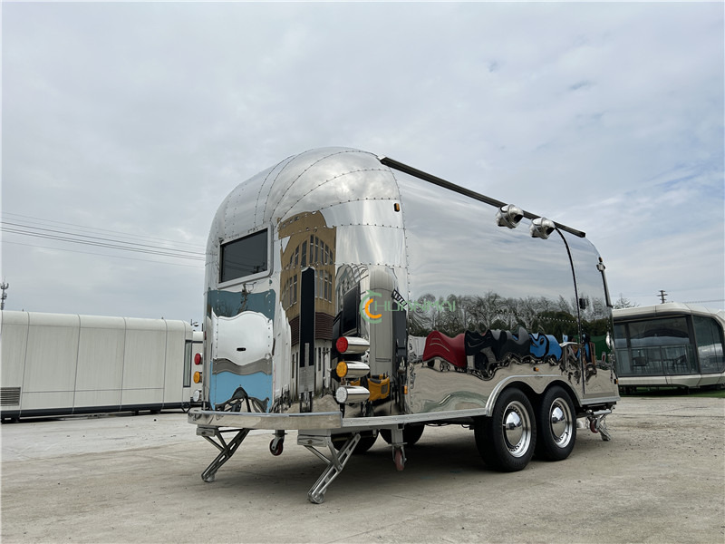 Food Van Food Truck, Foodtruck, Food Catering Trailer - Roulote bar: foto 4 Food Van Food Truck, Foodtruck, Food Catering Trailer - Roulote bar: foto 4