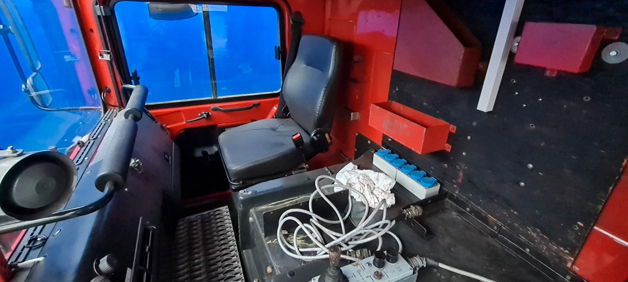 Caminhão tanque MAN 15.232 DF 6x6 KAT1 Feuerwehr TLF 4500/500: foto 6