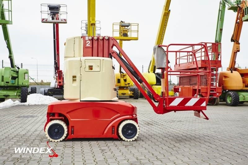 JLG Toucan 1010 - Plataforma de mastro vertical: foto 4 JLG Toucan 1010 - Plataforma de mastro vertical: foto 4