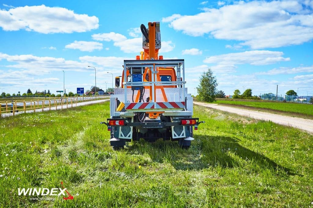 Palfinger P 250 BK - Caminhão com plataforma aérea: foto 4 Palfinger P 250 BK - Caminhão com plataforma aérea: foto 4