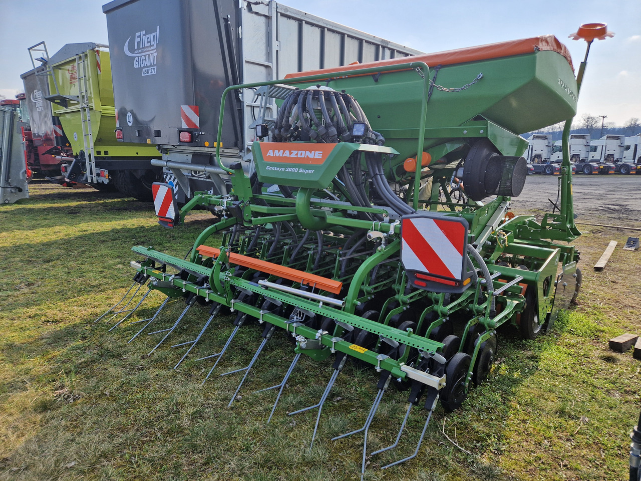 Amazone Centaya 3000 Super Harrow - Semeadora combinada: foto 5 Amazone Centaya 3000 Super Harrow - Semeadora combinada: foto 5