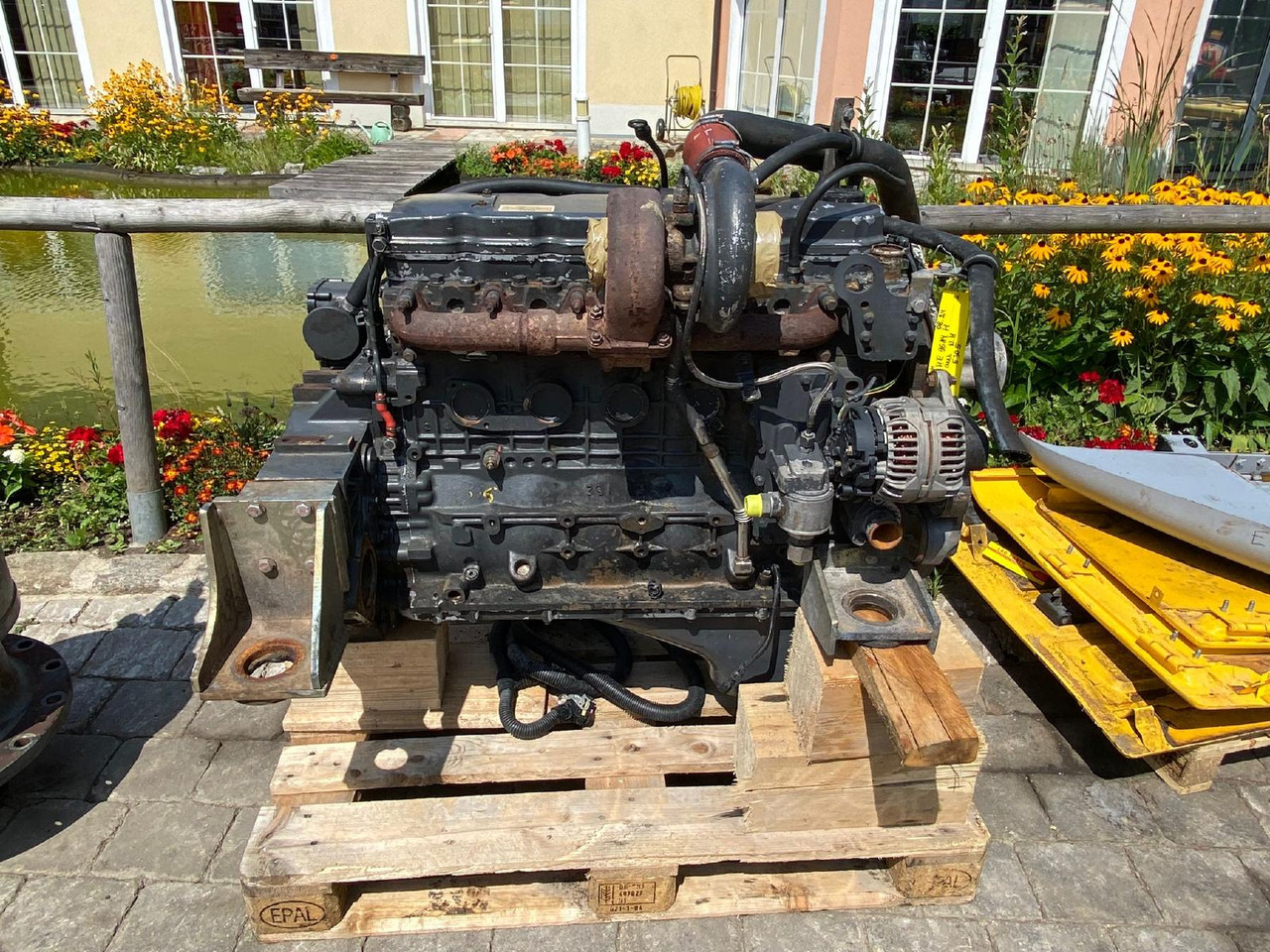 CNH F4HE9684H aus New Holland E 305 - Motor por Máquina de construção: foto 3 CNH F4HE9684H aus New Holland E 305 - Motor por Máquina de construção: foto 3
