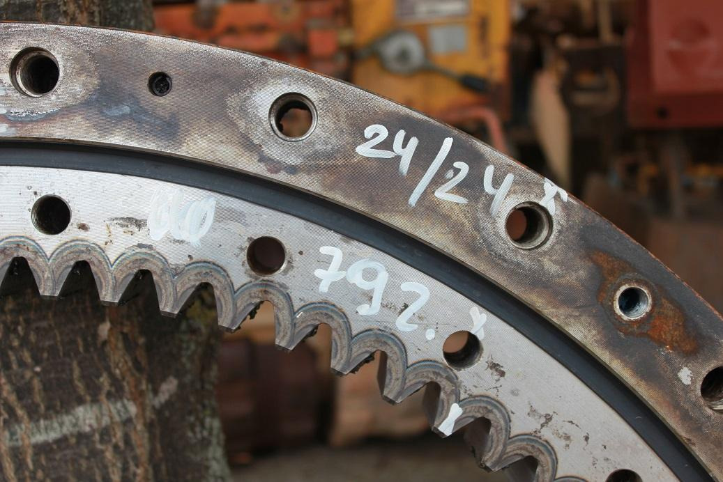 Case 788 LC - Coroa de giro por Máquina de construção: foto 2 Case 788 LC - Coroa de giro por Máquina de construção: foto 2