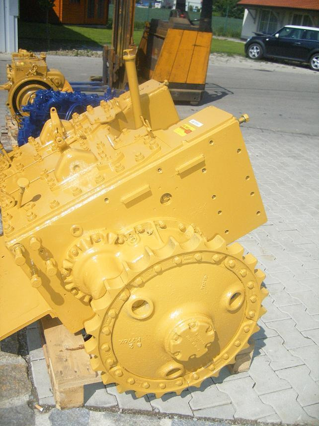 Caterpillar Planieraupe D 3 C/B - Transmissão por Máquina de construção: foto 4 Caterpillar Planieraupe D 3 C/B - Transmissão por Máquina de construção: foto 4