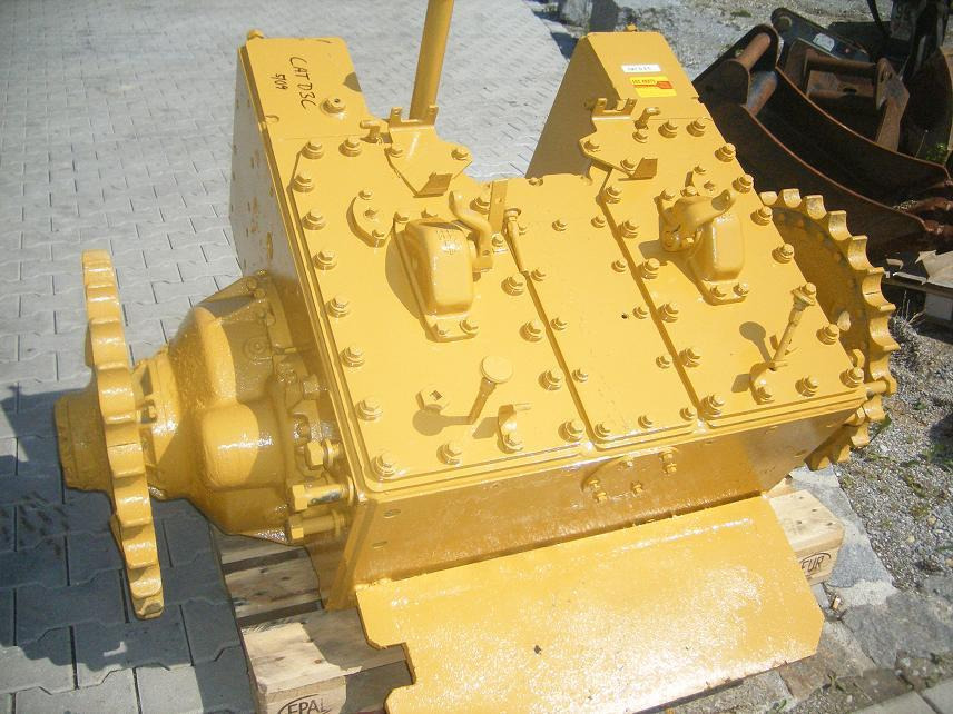 Caterpillar Planieraupe D 3 C/B - Transmissão por Máquina de construção: foto 2 Caterpillar Planieraupe D 3 C/B - Transmissão por Máquina de construção: foto 2