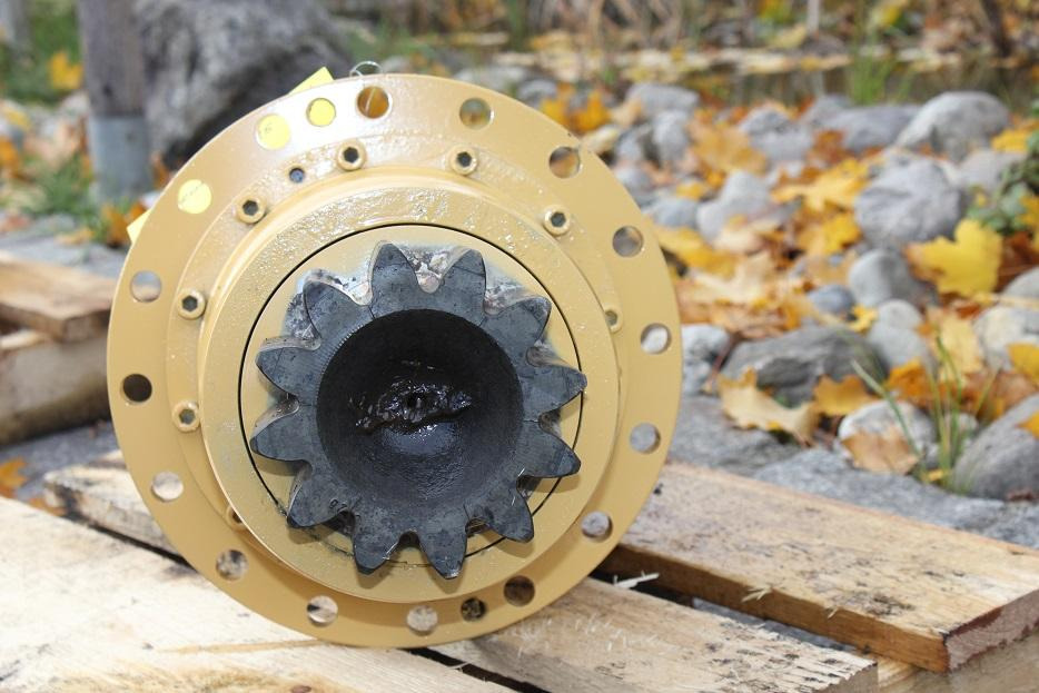 Furukawa Linde GD 6 aus 625 - Motor de giro por Máquina de construção: foto 2 Furukawa Linde GD 6 aus 625 - Motor de giro por Máquina de construção: foto 2