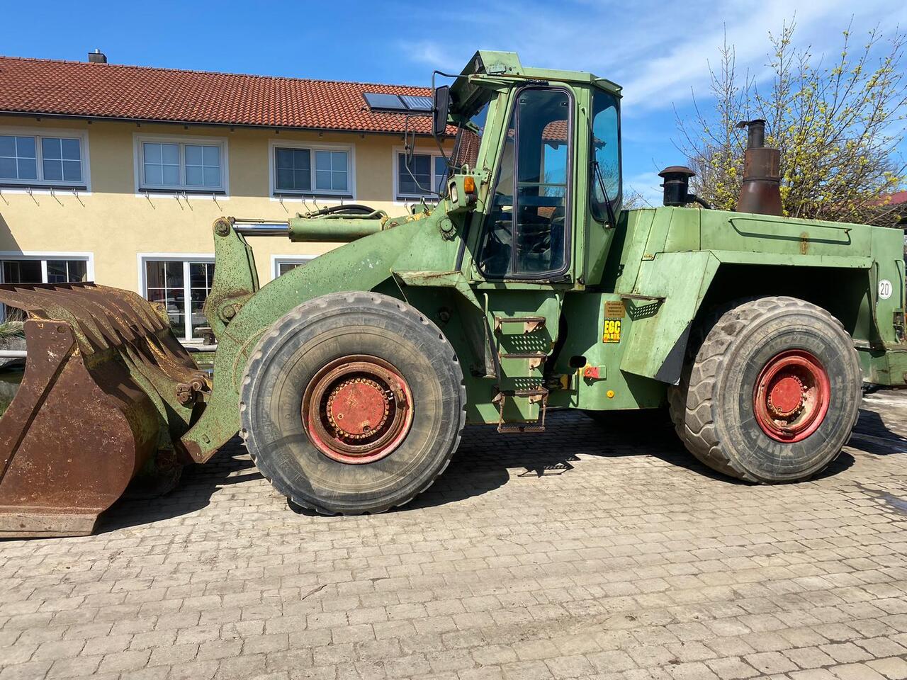 Pá carregadora de rodas Hanomag 70E: foto 1