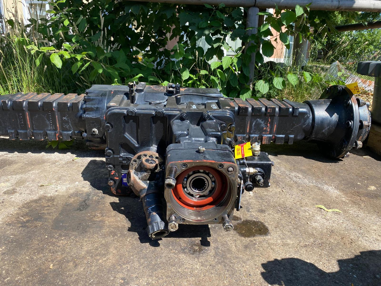 Hitachi EX 165 , Spicer Hurth - Eixo e peças por Máquina de construção: foto 4 Hitachi EX 165 , Spicer Hurth - Eixo e peças por Máquina de construção: foto 4