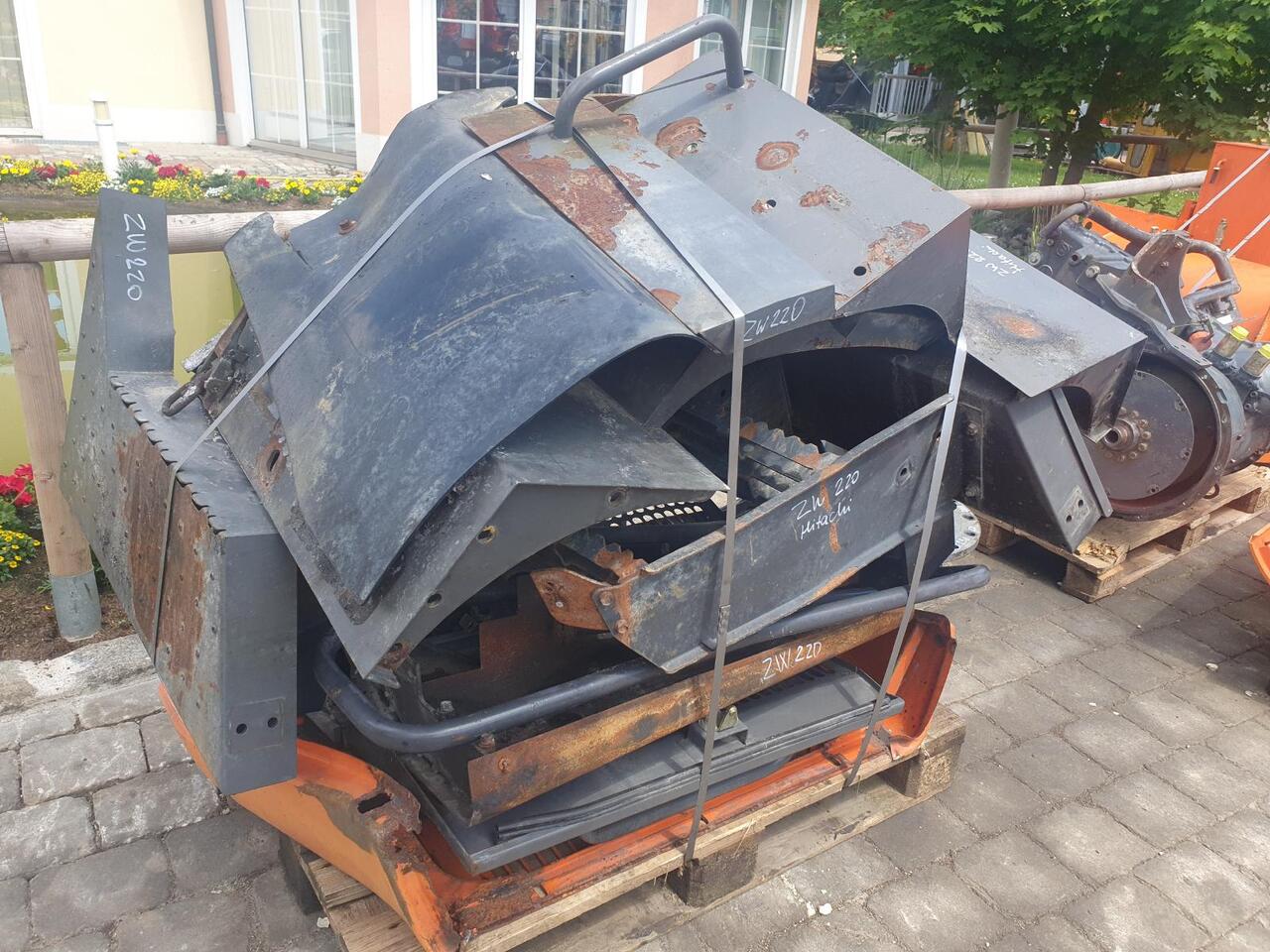 Hitachi ZW 220 - Carroceria e exterior por Pá carregadora de rodas: foto 3 Hitachi ZW 220 - Carroceria e exterior por Pá carregadora de rodas: foto 3