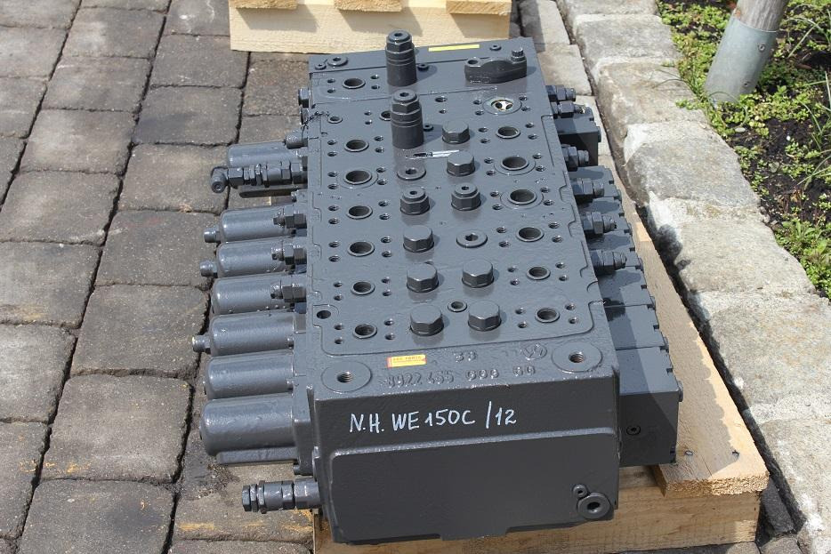 Holland WE150C - Válvula hidráulica por Máquina de construção: foto 3 Holland WE150C - Válvula hidráulica por Máquina de construção: foto 3