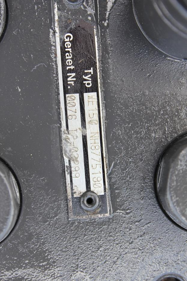 Holland WE150C - Válvula hidráulica por Máquina de construção: foto 5 Holland WE150C - Válvula hidráulica por Máquina de construção: foto 5