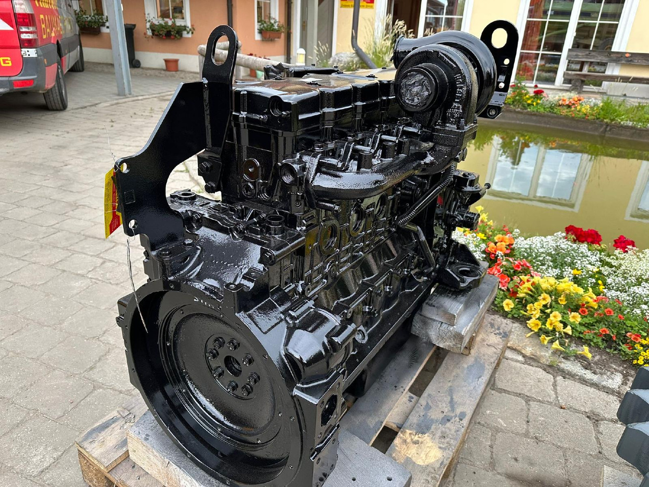 Komatsu SAA6D107-E1 n ü aus D51 - Motor por Máquina de construção: foto 1 Komatsu SAA6D107-E1 n ü aus D51 - Motor por Máquina de construção: foto 1