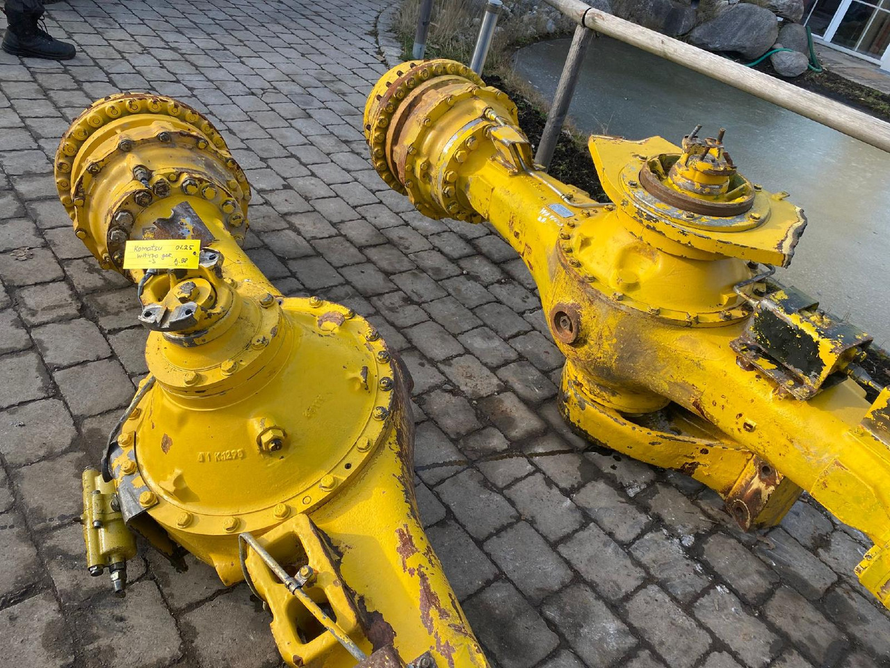 Komatsu WA 470-3 - Eixo e peças por Máquina de construção: foto 3 Komatsu WA 470-3 - Eixo e peças por Máquina de construção: foto 3