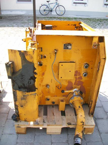 Liebherr A 900 B - Tanque hidráulico por Máquina de construção: foto 5 Liebherr A 900 B - Tanque hidráulico por Máquina de construção: foto 5