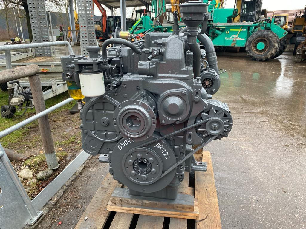 Liebherr D904T aus PR 722 - Motor por Máquina de construção: foto 3 Liebherr D904T aus PR 722 - Motor por Máquina de construção: foto 3