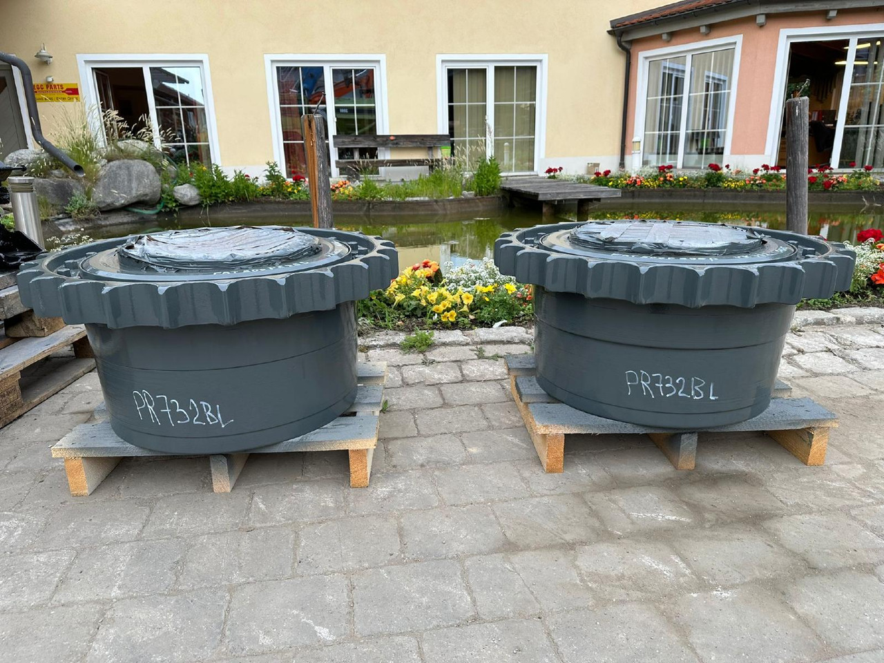 Liebherr FAT 500P595D aus PR 732 - Comando final por Máquina de construção: foto 4 Liebherr FAT 500P595D aus PR 732 - Comando final por Máquina de construção: foto 4