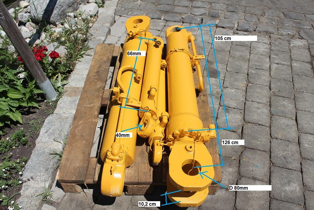 Liebherr L 544 - Cilindro hidráulico por Máquina de construção: foto 4 Liebherr L 544 - Cilindro hidráulico por Máquina de construção: foto 4