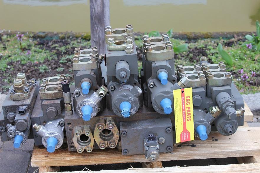 Liebherr R 914 - Válvula hidráulica por Máquina de construção: foto 4 Liebherr R 914 - Válvula hidráulica por Máquina de construção: foto 4