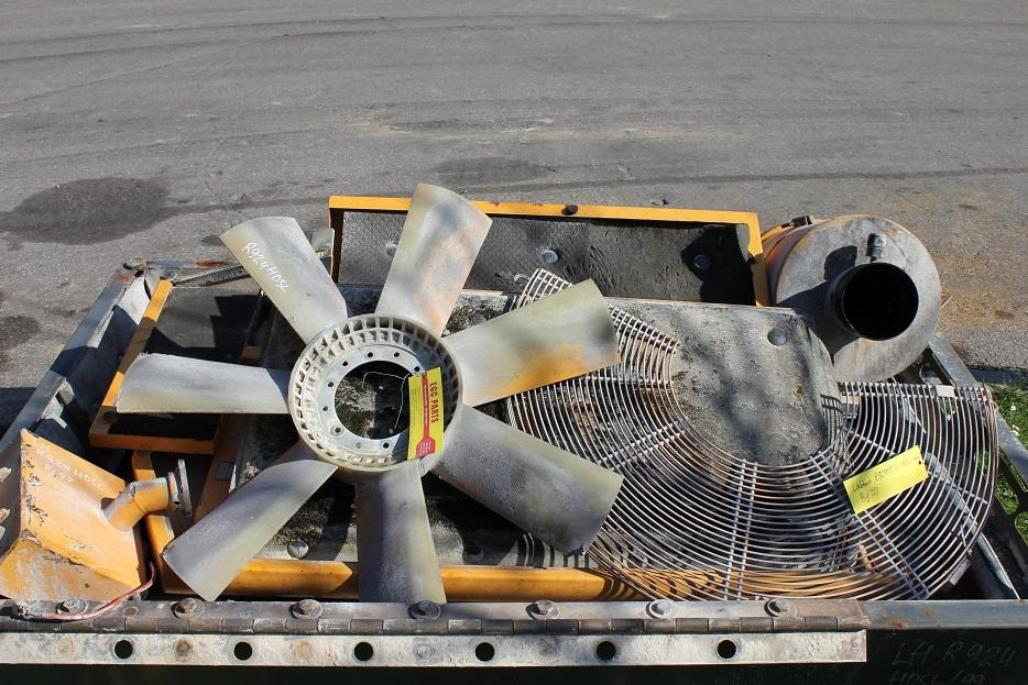 Liebherr R 924 HDSL - Carroceria e exterior por Máquina de construção: foto 3 Liebherr R 924 HDSL - Carroceria e exterior por Máquina de construção: foto 3