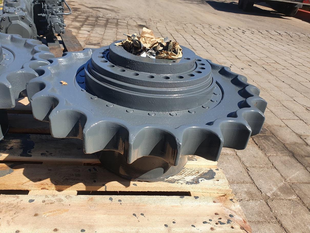 Liebherr R 942 - Comando final por Máquina de construção: foto 4 Liebherr R 942 - Comando final por Máquina de construção: foto 4