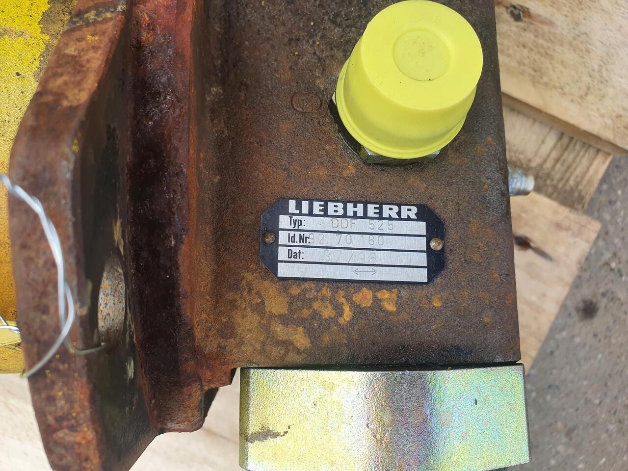 Liebherr R 942 - Hidráulica por Máquina de construção: foto 2 Liebherr R 942 - Hidráulica por Máquina de construção: foto 2