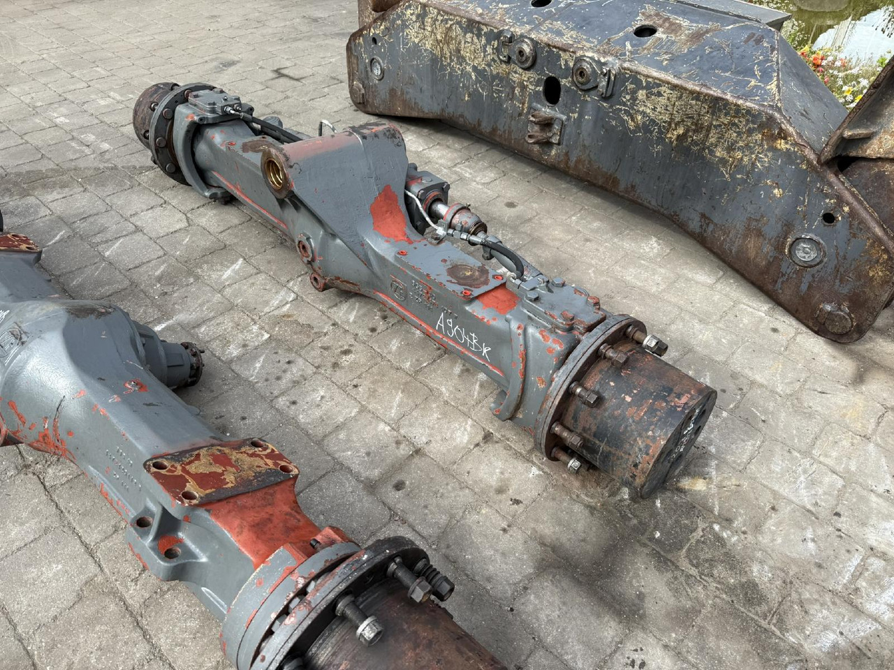 Liebherr ZF AP L B 765 aus LH 904 LIT - Eixo e peças por Máquina de construção: foto 5 Liebherr ZF AP L B 765 aus LH 904 LIT - Eixo e peças por Máquina de construção: foto 5