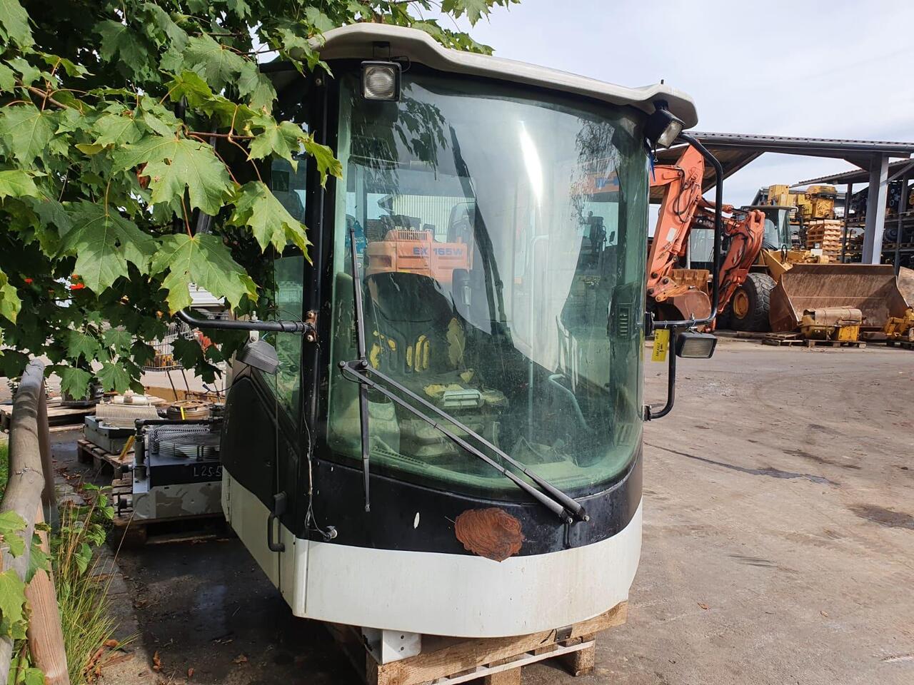 O&K L 25.5 - Cabine por Pá carregadora de rodas: foto 3 O&K L 25.5 - Cabine por Pá carregadora de rodas: foto 3