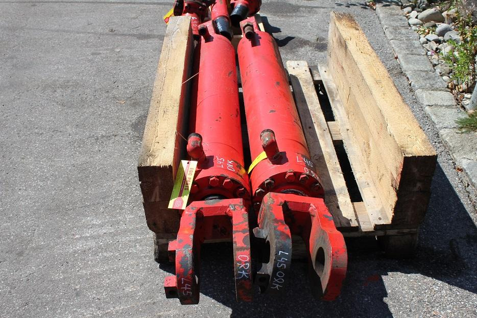 O&K L45 - Cilindro hidráulico por Máquina de construção: foto 3 O&K L45 - Cilindro hidráulico por Máquina de construção: foto 3