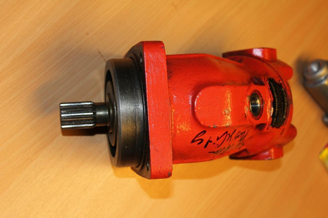 O&K MH Plus - Bomba hidráulica por Máquina de construção: foto 4 O&K MH Plus - Bomba hidráulica por Máquina de construção: foto 4