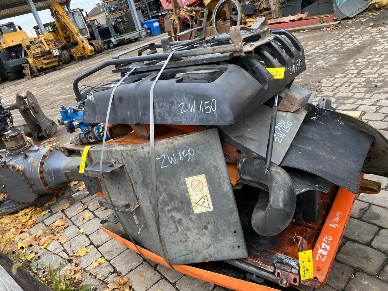 Hitachi ZW 150 - Peça de reposição por Pá carregadora de rodas: foto 2 Hitachi ZW 150 - Peça de reposição por Pá carregadora de rodas: foto 2