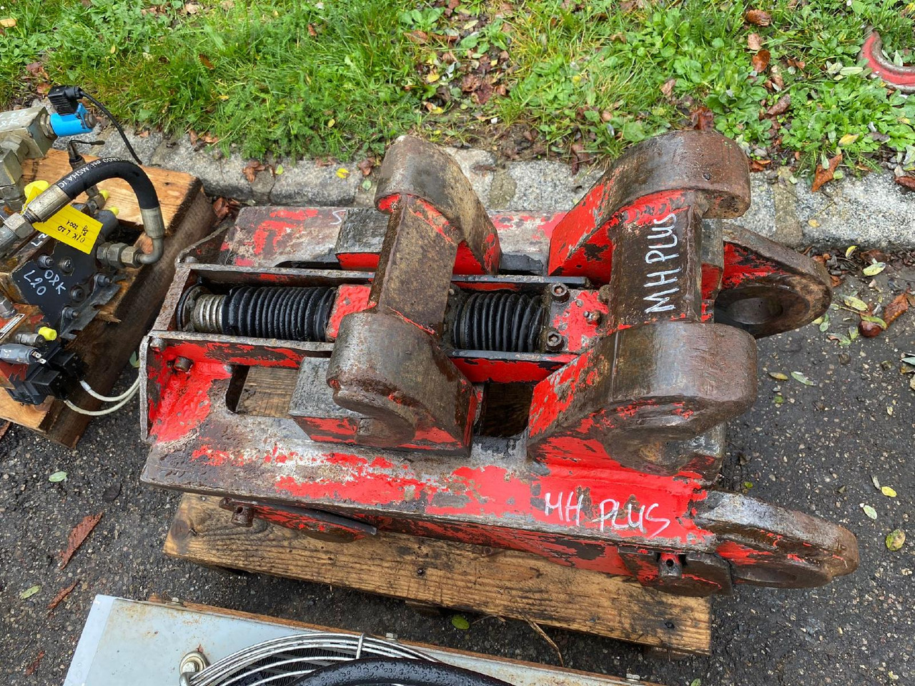 Rädlinger SW M aus O&K MH Plus - Acoplamento rápido por Máquina de construção: foto 1 Rädlinger SW M aus O&K MH Plus - Acoplamento rápido por Máquina de construção: foto 1