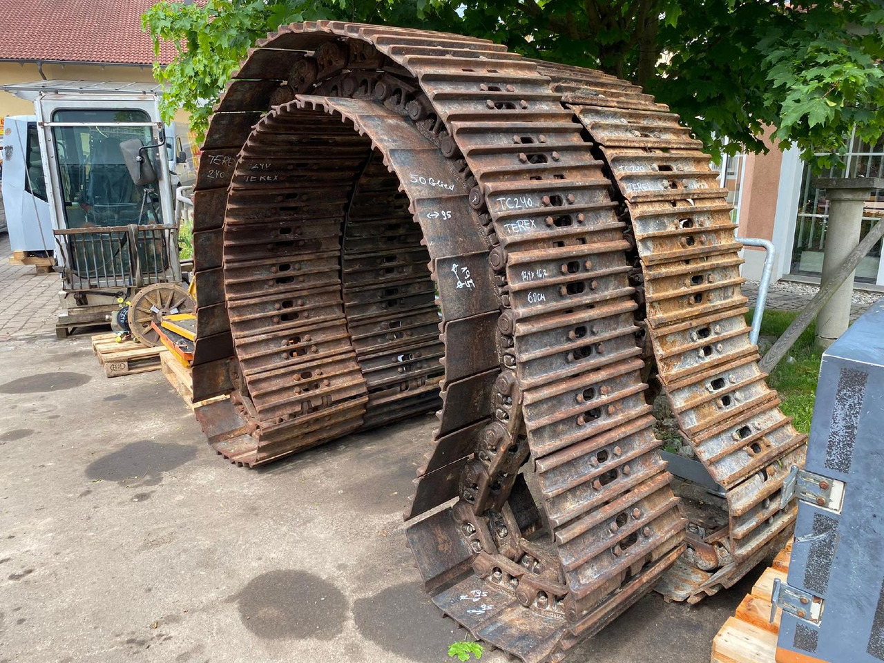 Terex TC 240 - Rasto por Máquina de construção: foto 1 Terex TC 240 - Rasto por Máquina de construção: foto 1