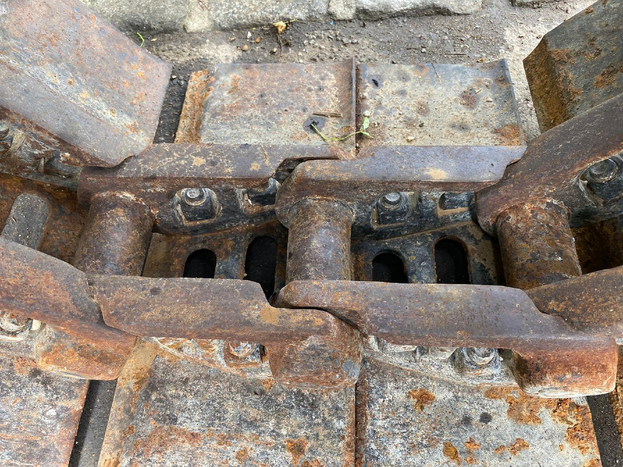 Terex TC 240 - Rasto por Máquina de construção: foto 5 Terex TC 240 - Rasto por Máquina de construção: foto 5