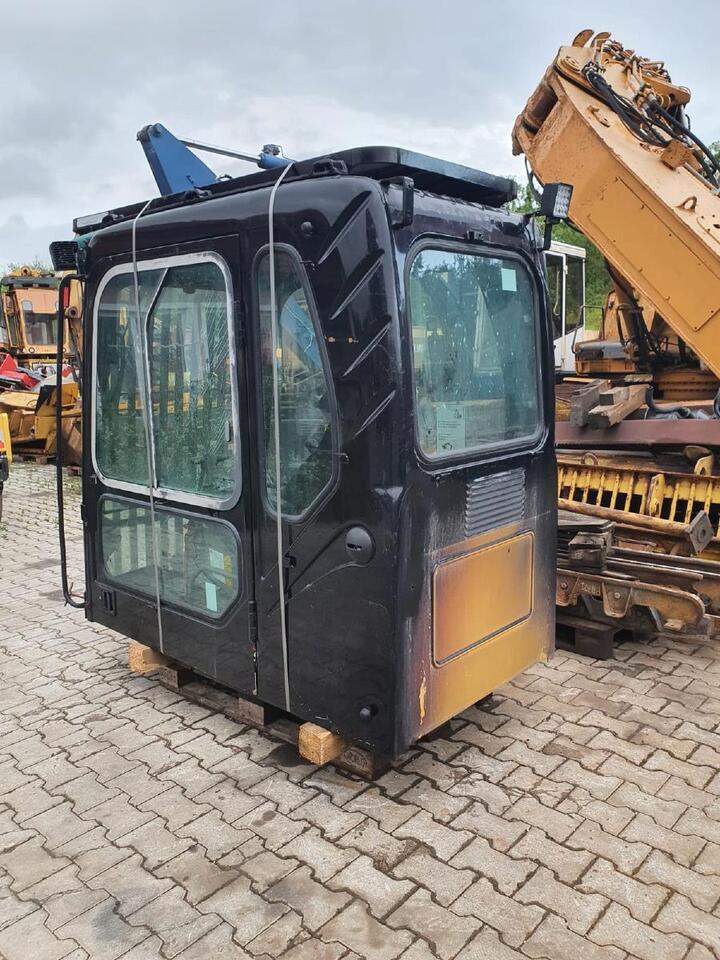 Volvo EC 240 BNLC - Cabine por Máquina de construção: foto 4 Volvo EC 240 BNLC - Cabine por Máquina de construção: foto 4