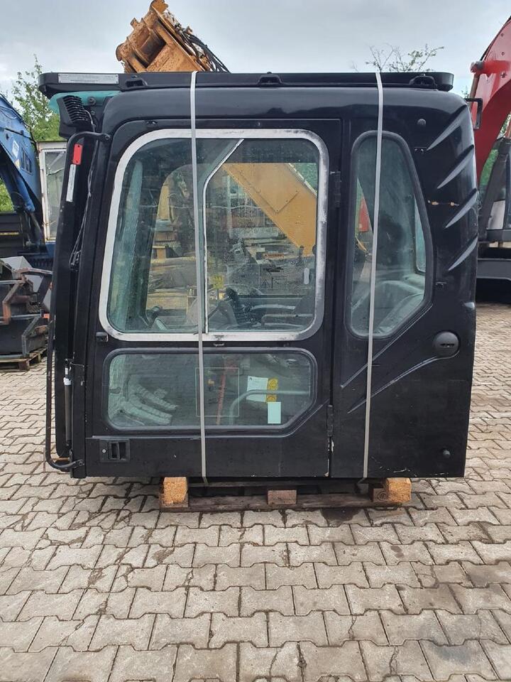 Volvo EC 240 BNLC - Cabine por Máquina de construção: foto 2 Volvo EC 240 BNLC - Cabine por Máquina de construção: foto 2