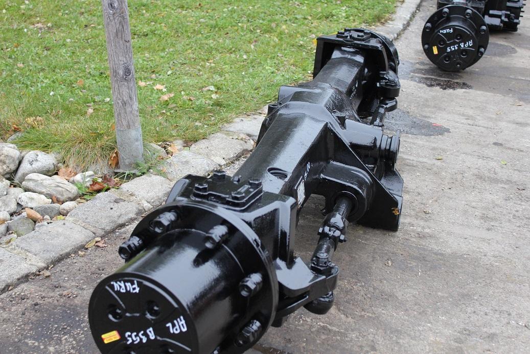 ZF APL B 355/ aus Furukawa W625 - Eixo e peças por Máquina de construção: foto 2 ZF APL B 355/ aus Furukawa W625 - Eixo e peças por Máquina de construção: foto 2