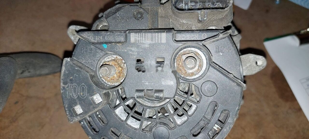Bosch , 110A , 28V DAF CF75, XF 95 - Alternador por Camião: foto 2 Bosch , 110A , 28V DAF CF75, XF 95 - Alternador por Camião: foto 2