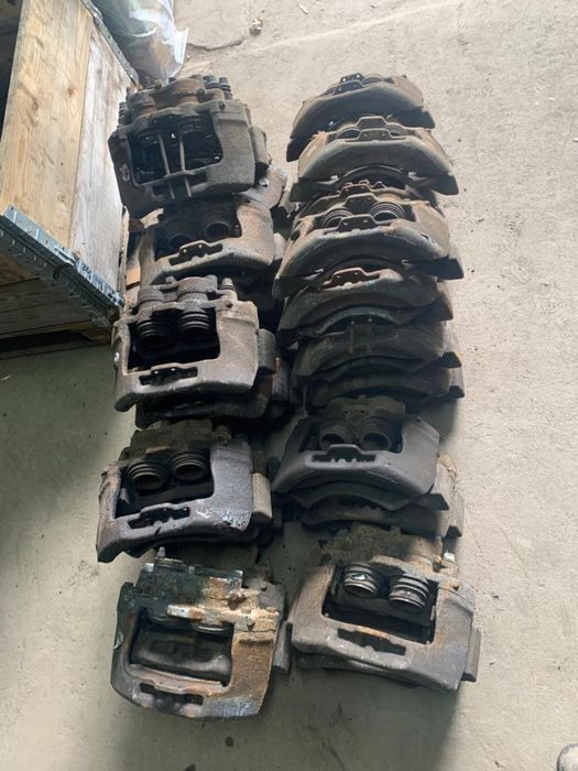 IVECO oryginał IVECO Eurocargo - Pinça de freio por Camião: foto 1 IVECO oryginał IVECO Eurocargo - Pinça de freio por Camião: foto 1