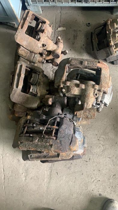 IVECO oryginał IVECO Eurocargo - Pinça de freio por Camião: foto 4 IVECO oryginał IVECO Eurocargo - Pinça de freio por Camião: foto 4