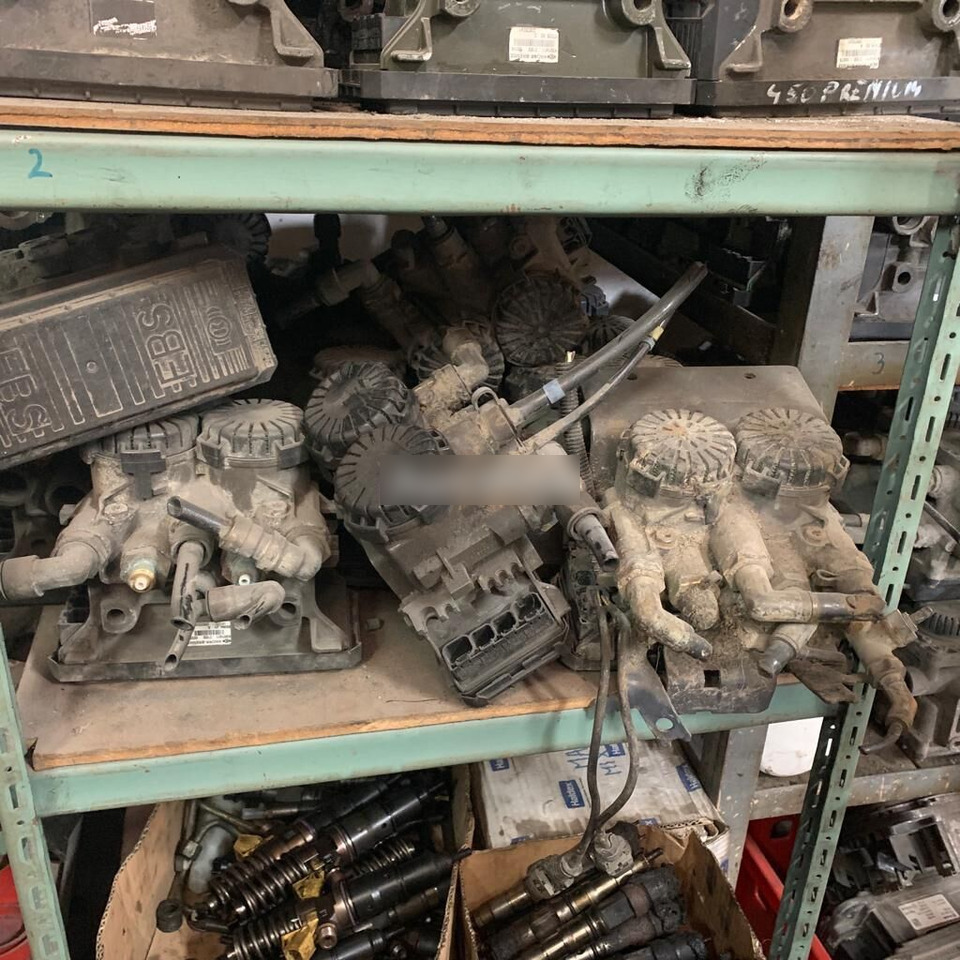 Knorr-Bremse Dwukanałowy 81.52106.6042 MAN TGA TGX TGS truck - Válvula de freio por Camião: foto 1 Knorr-Bremse Dwukanałowy 81.52106.6042 MAN TGA TGX TGS truck - Válvula de freio por Camião: foto 1