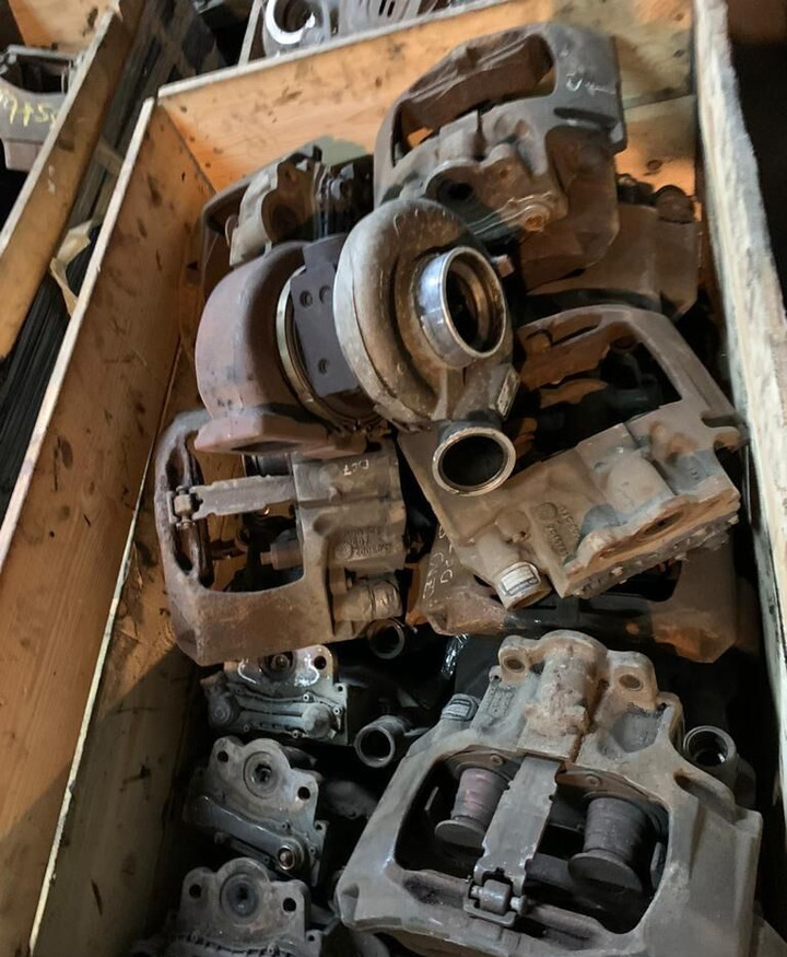 Knorr-Bremse MAN DAF Scania Iveco SN7   IVECO Stralis truck - Pinça de freio por Camião: foto 2 Knorr-Bremse MAN DAF Scania Iveco SN7   IVECO Stralis truck - Pinça de freio por Camião: foto 2