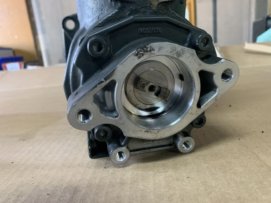 Knorr-Bremse podwójny używany do naprawy LK4936 IVECO Stralis Euro 5, LK4936 450KM, 2012r- truck - Compressor, sistema de ar comprimido por Camião: foto 4 Knorr-Bremse podwójny używany do naprawy LK4936 IVECO Stralis Euro 5, LK4936 450KM, 2012r- truck - Compressor, sistema de ar comprimido por Camião: foto 4