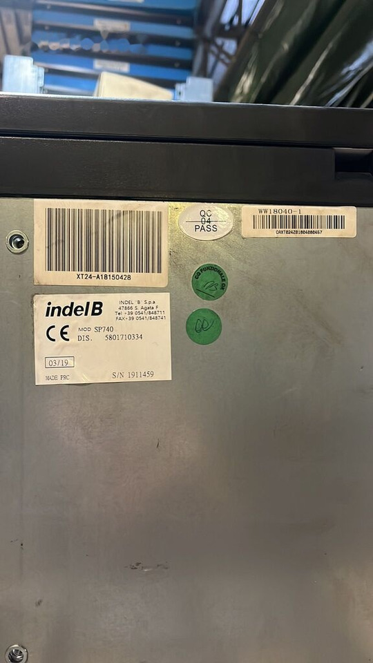 Lodówka Iveco Stralis Indel B SP740 5801710334 IVECO - Cabine e interior por Camião: foto 3 Lodówka Iveco Stralis Indel B SP740 5801710334 IVECO - Cabine e interior por Camião: foto 3