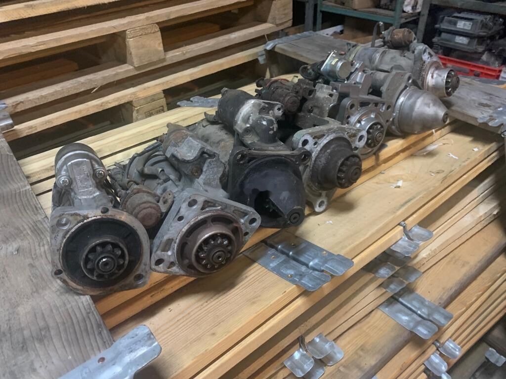 Mitsubishi M009T66371   Volvo FH13 truck - Motor de arranque por Camião: foto 1 Mitsubishi M009T66371   Volvo FH13 truck - Motor de arranque por Camião: foto 1